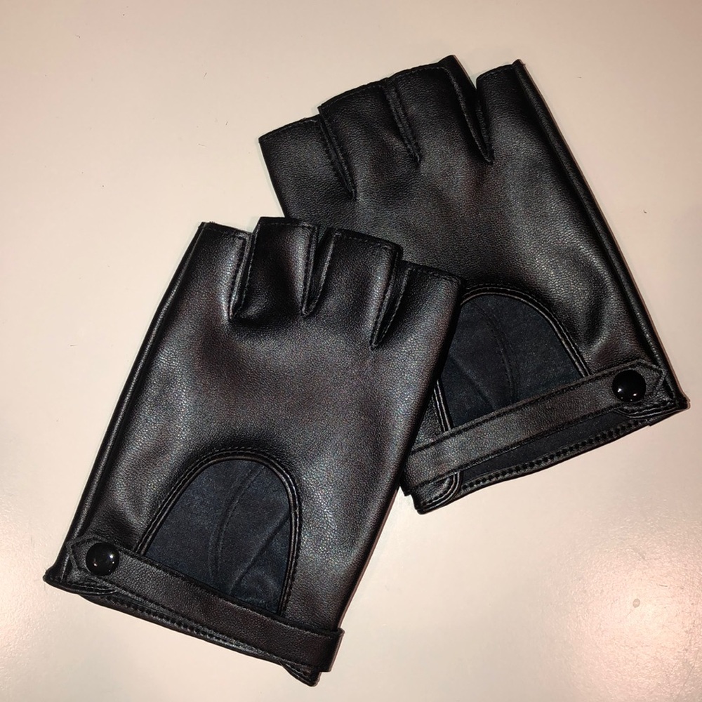 leather gloves
